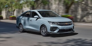 Chevrolet Aveo 2025, sedán con sistema de monitoreo de presión de llantas