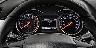 Clúster de 3.5 pulgadas segmentado para Chevrolet Onix 2025, sedán