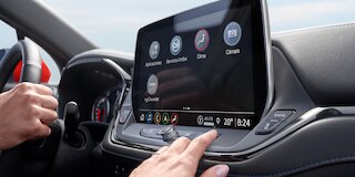 Chevrolet Blazer 2025, camioneta mediana con 4G LTE con hotspot Wi-fi Android Auto y Car Play