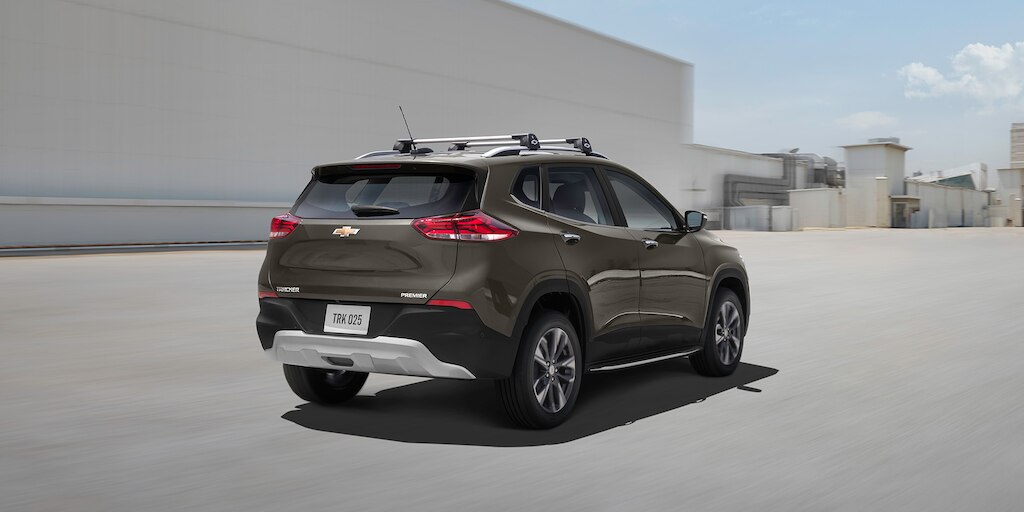 Chevrolet Tracker 2025 con sistema de alertas de punto ciego