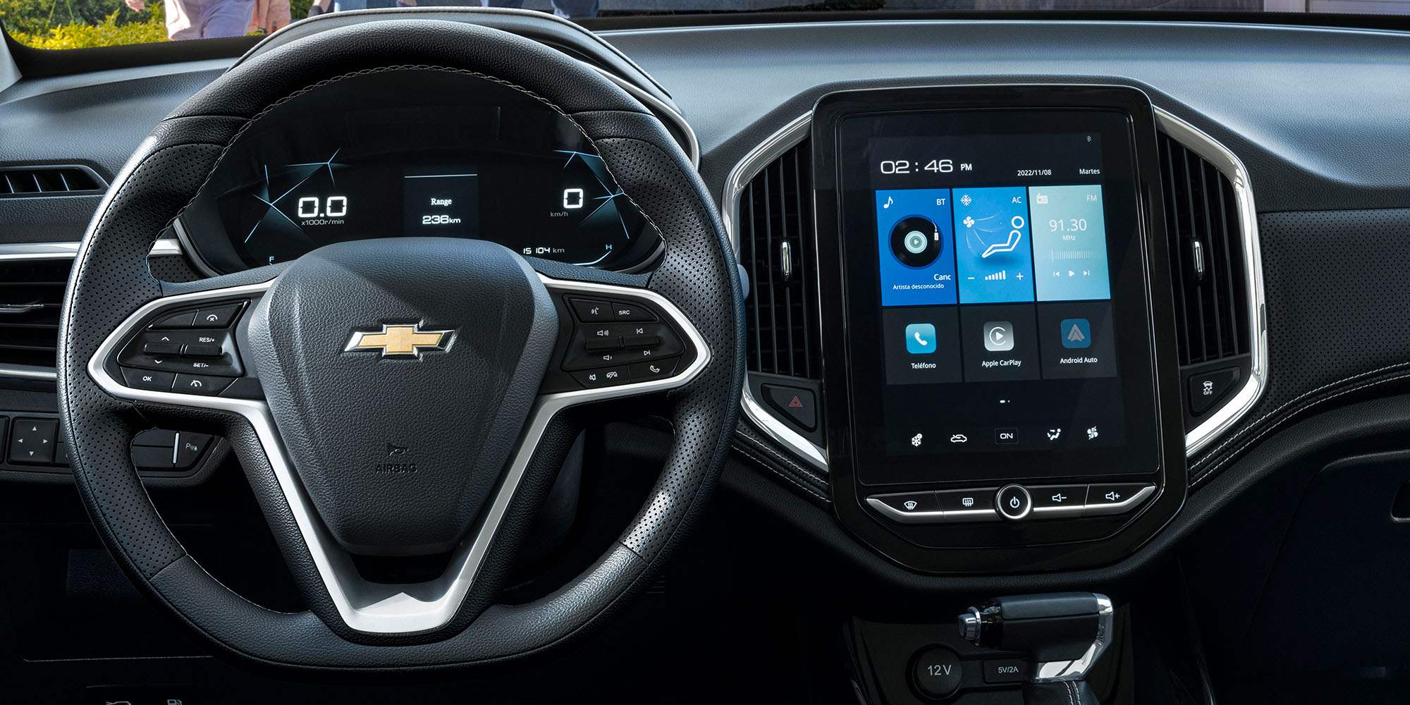 Chevrolet Captiva ICE con Smartphone Integration con Apple CarPlay™ y Android Auto™. 