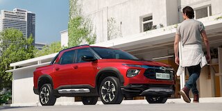 Disfruta la combinanción perfecta entre comodidad y poder, Chevrolet Montana RS 2025 con diseño deportivo.