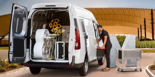 Impulsa tu negocio con tu nueva van de carga, Chevrolet Express Max 2025